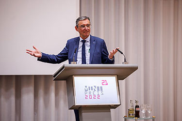 Hubert Schurkus auf der Verleihung des MINT21DIGITAL-Preises 2022